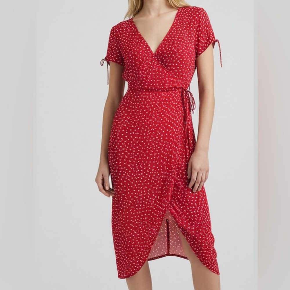 H&M Red polka dot Wrap dress EUC Small 4-6 LAST CHANCE - Picture 14 of 14